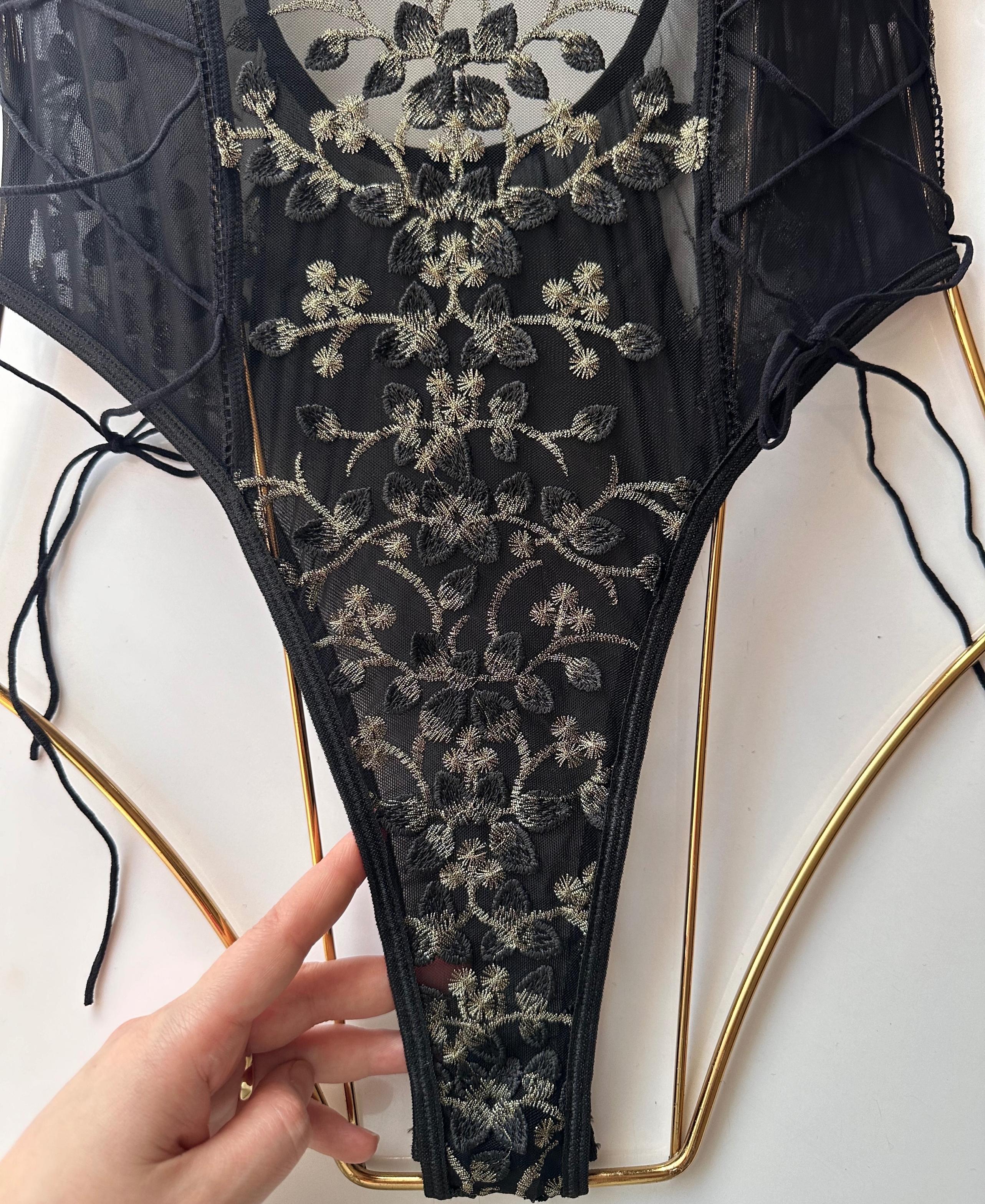 Blair New Siyah Gold Siyah İşlemeli İthal Çıtçıtlı Bodysuit Siyah/Gold - L