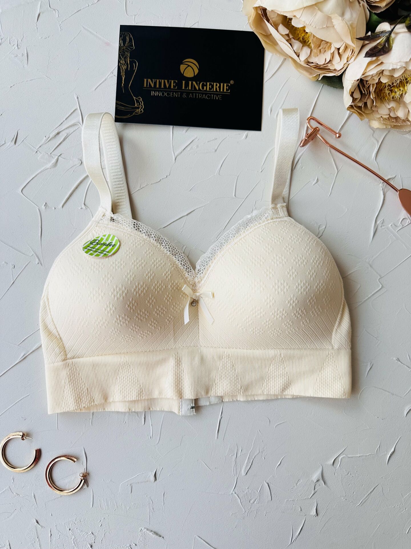 Celine C Cup Bambu Hisli Ultra Rahat Polamid Kumaştan Dokulu Dantel Detaylı Balensiz Desteksiz Sütyen Ekru - 85C