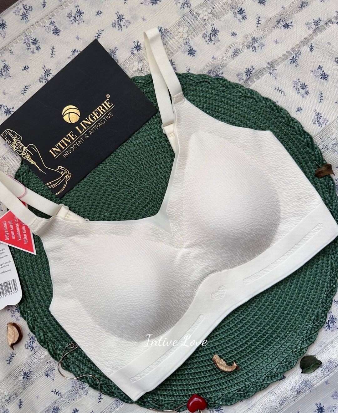 Intive PureForm Balensiz Dikişsiz Kopçasız Dokulu Seamless Bralet Sütyen (5 Renk) Ekru - M/L
