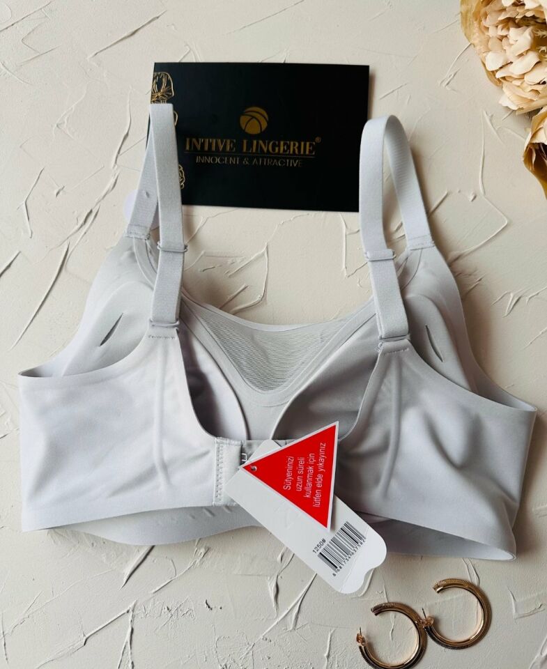 Audrey Önü Esnek File Detaylı Hafif Destekli Balensiz Dikişsiz İz Belli Etmez Kopçalı Sütyen Gri - 75B