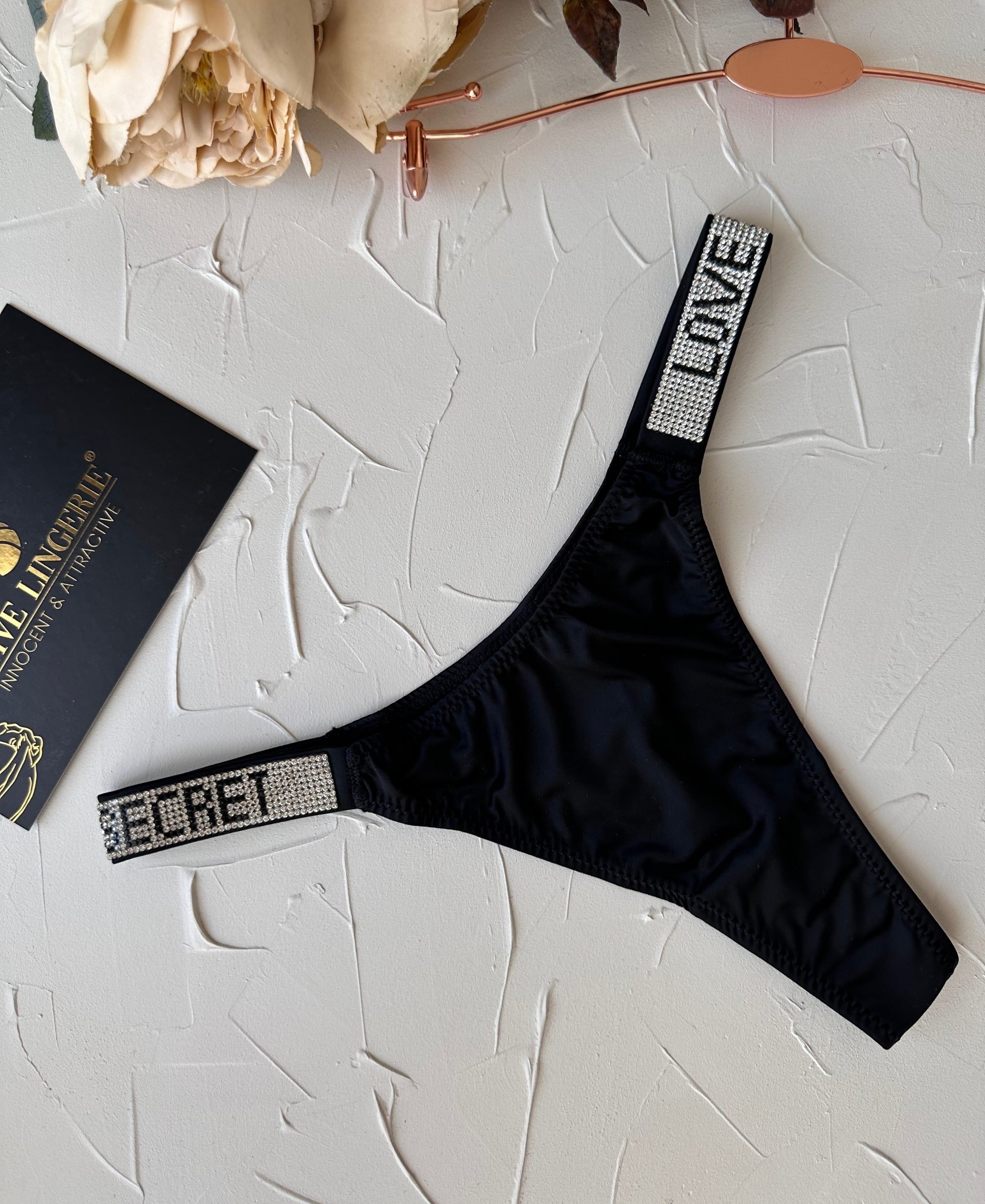 Doja Yoğun Taşlı Love Secret Yazılı Ağı Pamuklu İthal Saten Tanga Siyah - L