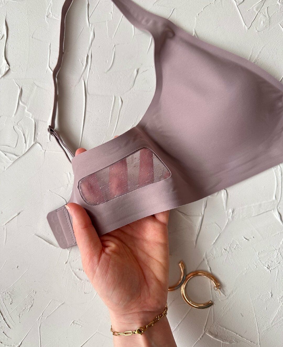 Eleanor Önü ve Yanı Dantel Detaylı Dikişsiz Lazer Kesim İnce Askılı V Yaka Hafif Destekli Sütyen Vizon - 80B