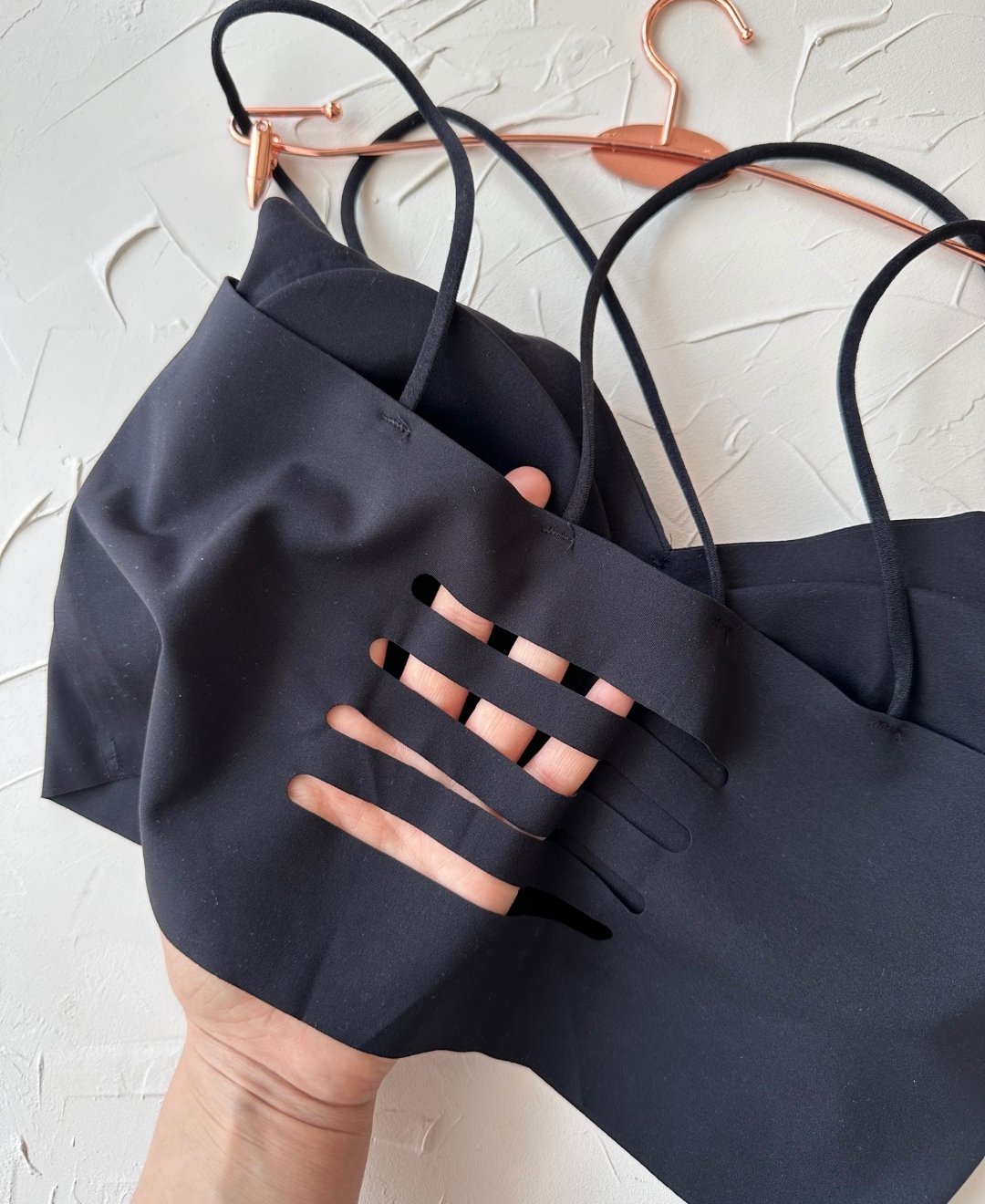 Carma Arkası Çapraz Dekolte İce-Silk Balensiz Dikişsiz Push-up İthal Spandex Sütyen/Büstiyer Siyah - M/L