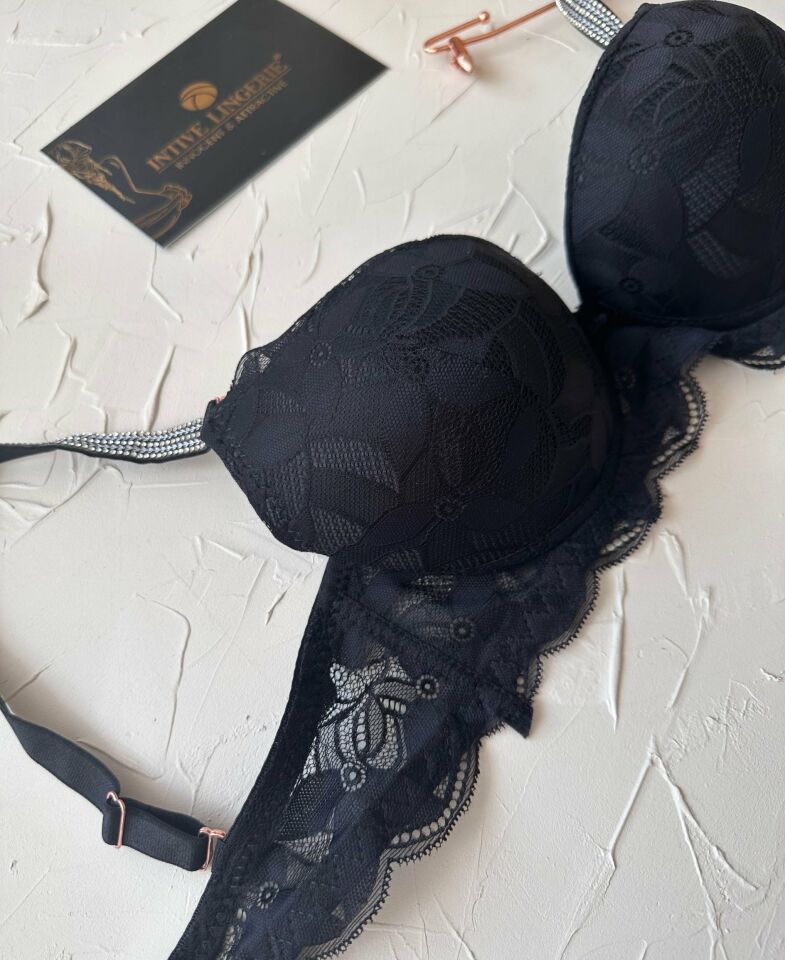 Jasmine Askıları Parlak Taşlı Hafif Destekli Dantelli Soft Cup İthal Sütyen (B-C Cup) Siyah - 90