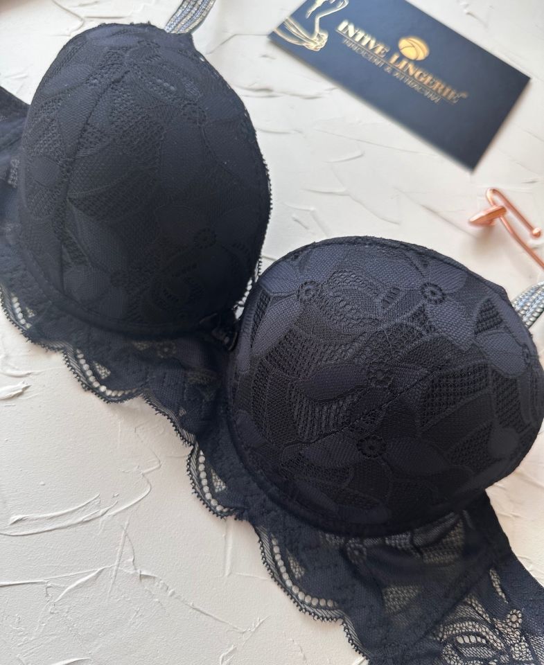 Jasmine Askıları Parlak Taşlı Hafif Destekli Dantelli Soft Cup İthal Sütyen (B-C Cup) Siyah - 90