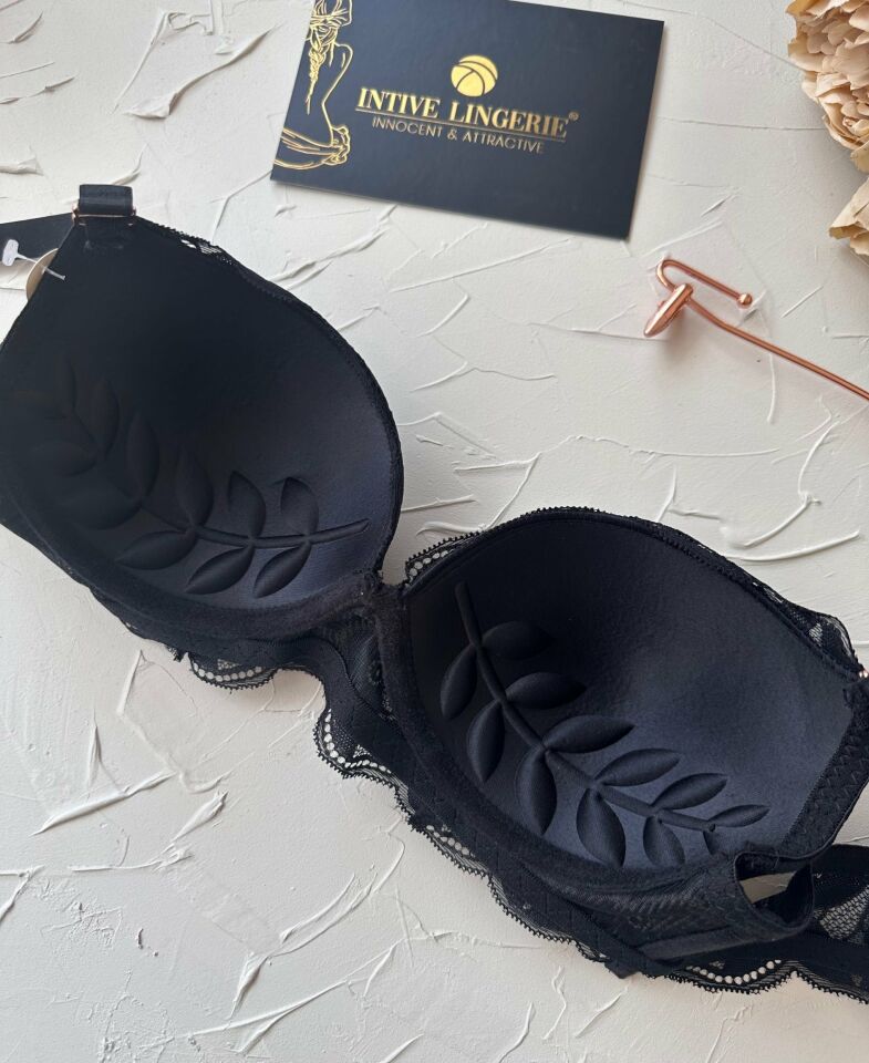 Jasmine Askıları Parlak Taşlı Hafif Destekli Dantelli Soft Cup İthal Sütyen (B-C Cup) Siyah - 90