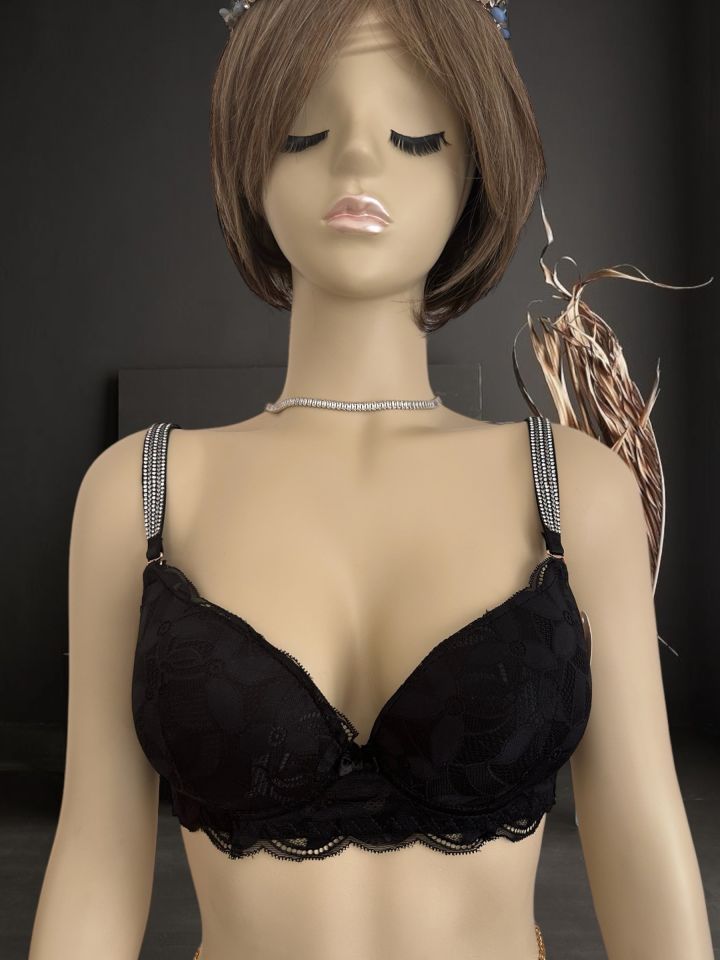 Jasmine Askıları Parlak Taşlı Hafif Destekli Dantelli Soft Cup İthal Sütyen (B-C Cup) Siyah - 90