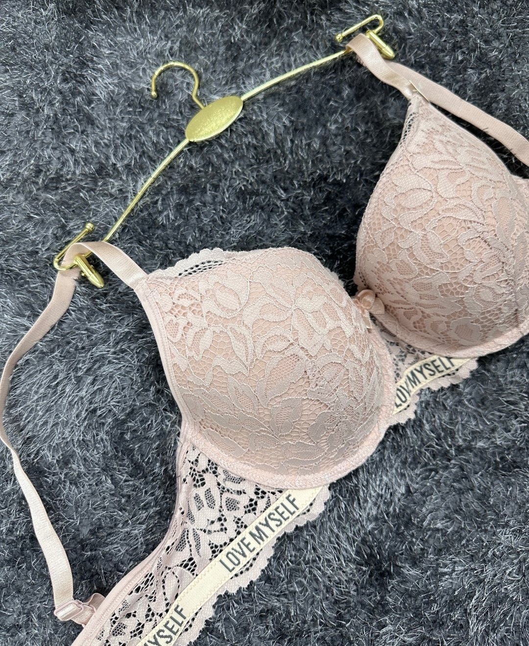 -Love myself- Yazılı Balenli Dantelli Desteksiz B-C Cup Uyumlu Sütyen (Gri,Siyah,Pudra) Pudra  - 85