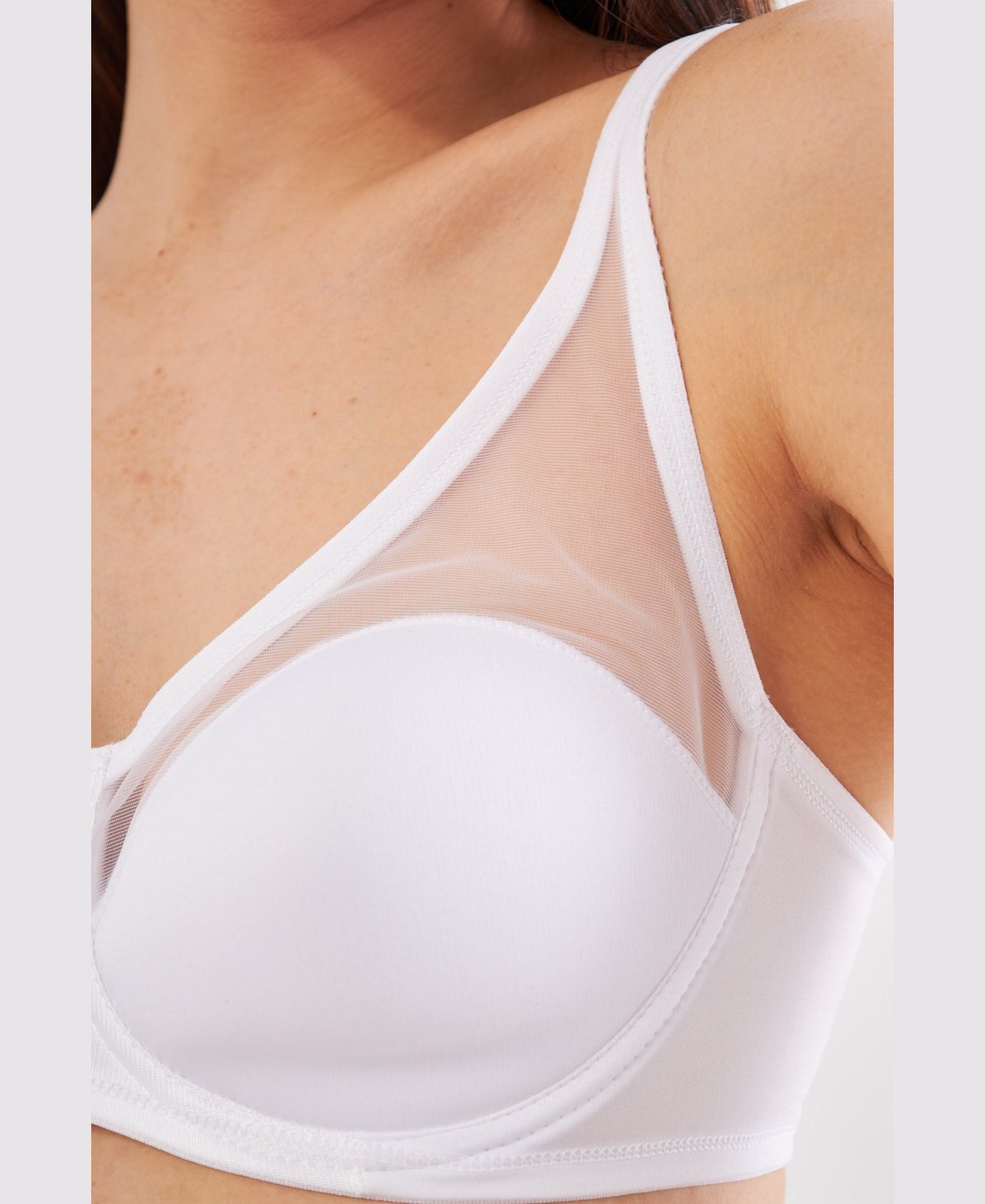 Le Jardin Linda Tül Detaylı Toparlayıcı İnce Soft Cup Sütyen (B-C CUP) -9200 Beyaz - 95C