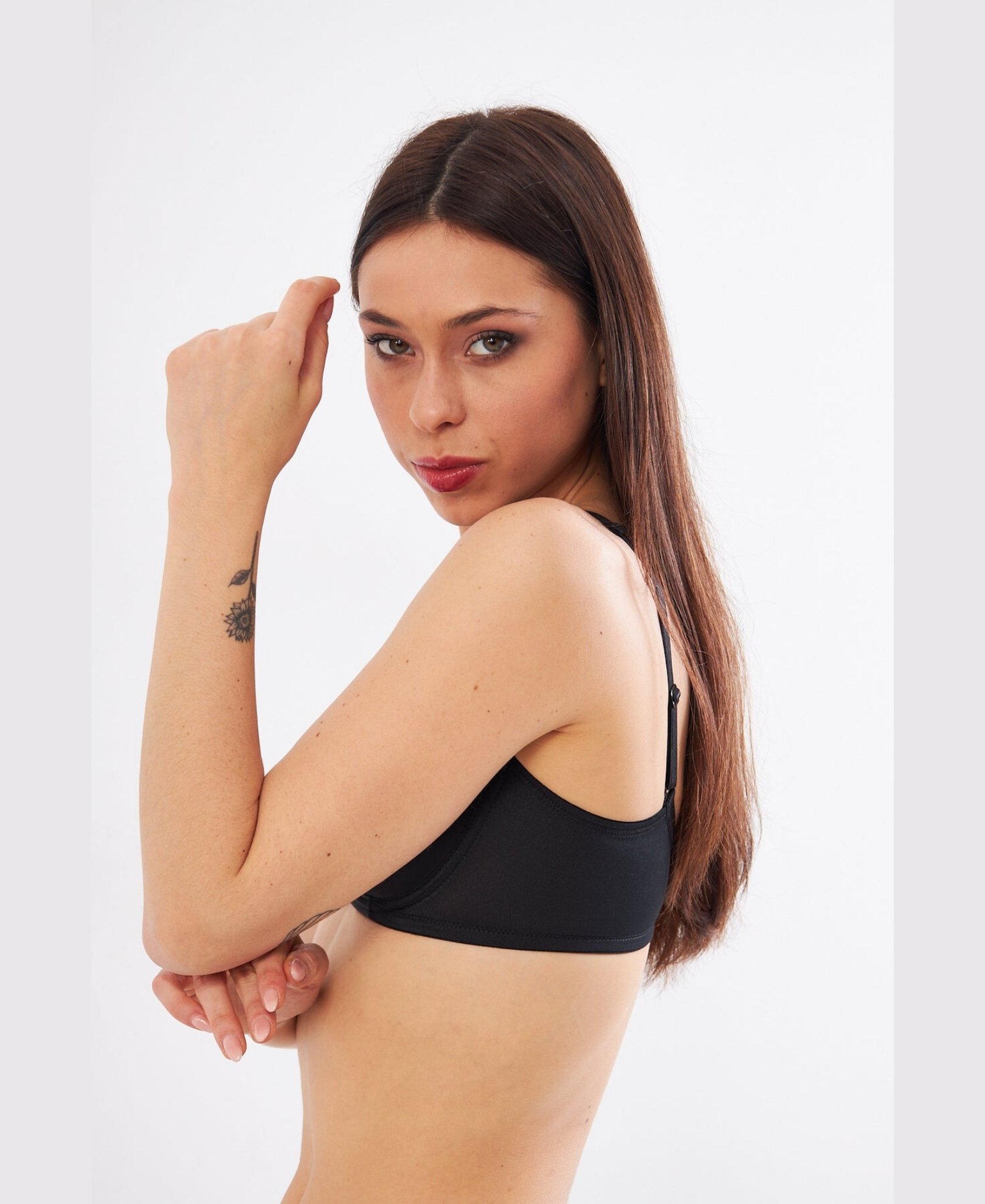 Le Jardin Linda Tül Detaylı Toparlayıcı İnce Soft Cup Sütyen (B-C CUP) -9200 Siyah - 95C