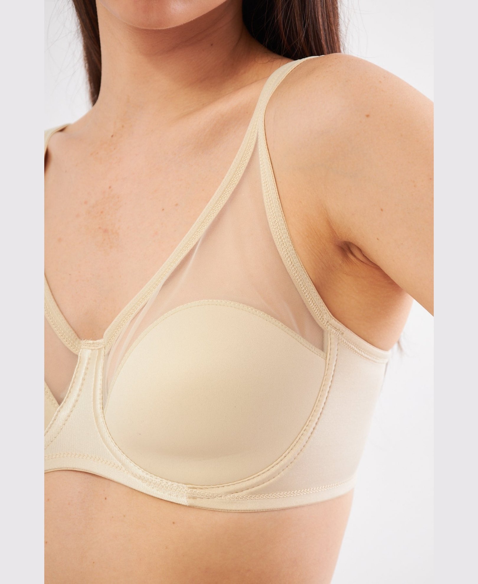 Le Jardin Linda Tül Detaylı Toparlayıcı İnce Soft Cup Sütyen (B-C CUP) -9200 Ten Rengi - 100B