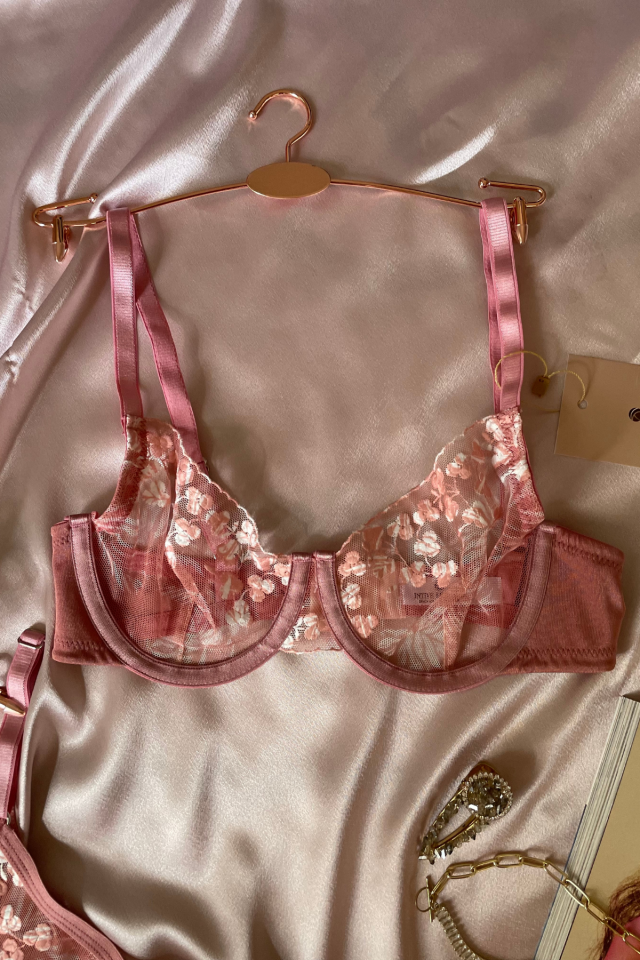 Intive Helana Mavi Tül Üstüne Pembe Çiçek Desenli Balenli Seksi Sütyen Takım Pembe/Pudra - 80