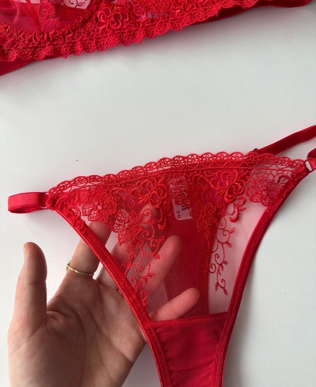 Red Lover Kırmızı Desenli Transparan Dantel Sütyen Tanga Takım (Special Edition) Kırmızı - 85B