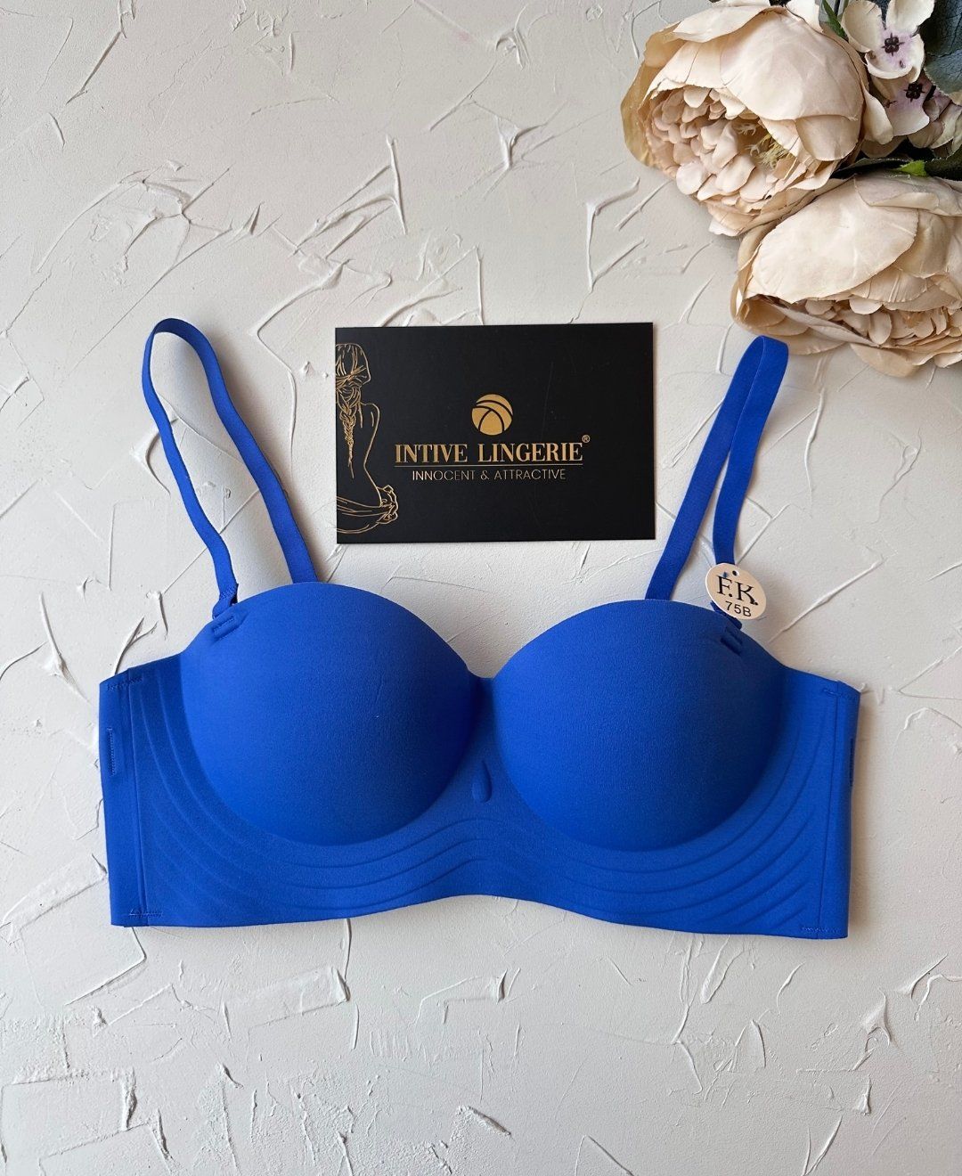 Lady Baby Straplez Kesim Destekli Dikişsiz Balensiz Toparlayıcılı İthal İz Yapmaz Sütyen SAKS - 90B