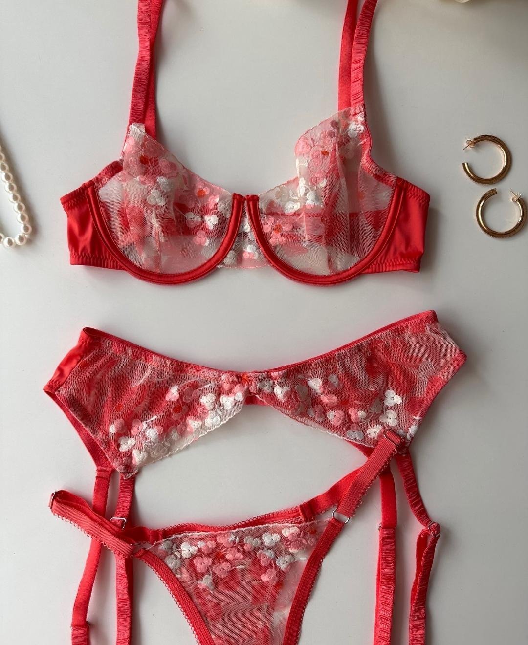 Daniela Nar Çiçeği Renginde Beyaz/Pembe Çiçekli Balenli Jartiyer Takım (Sınırlı Sayıda) Nar Çiçeği - 80B