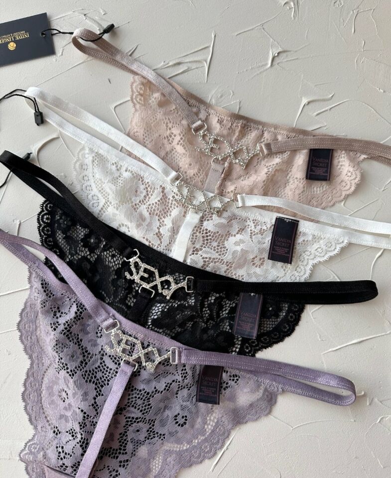 Arkası Parlak Taşlı -Sexy- Yazılı Dantelli String (Special Edition) Siyah - Tek Ebat