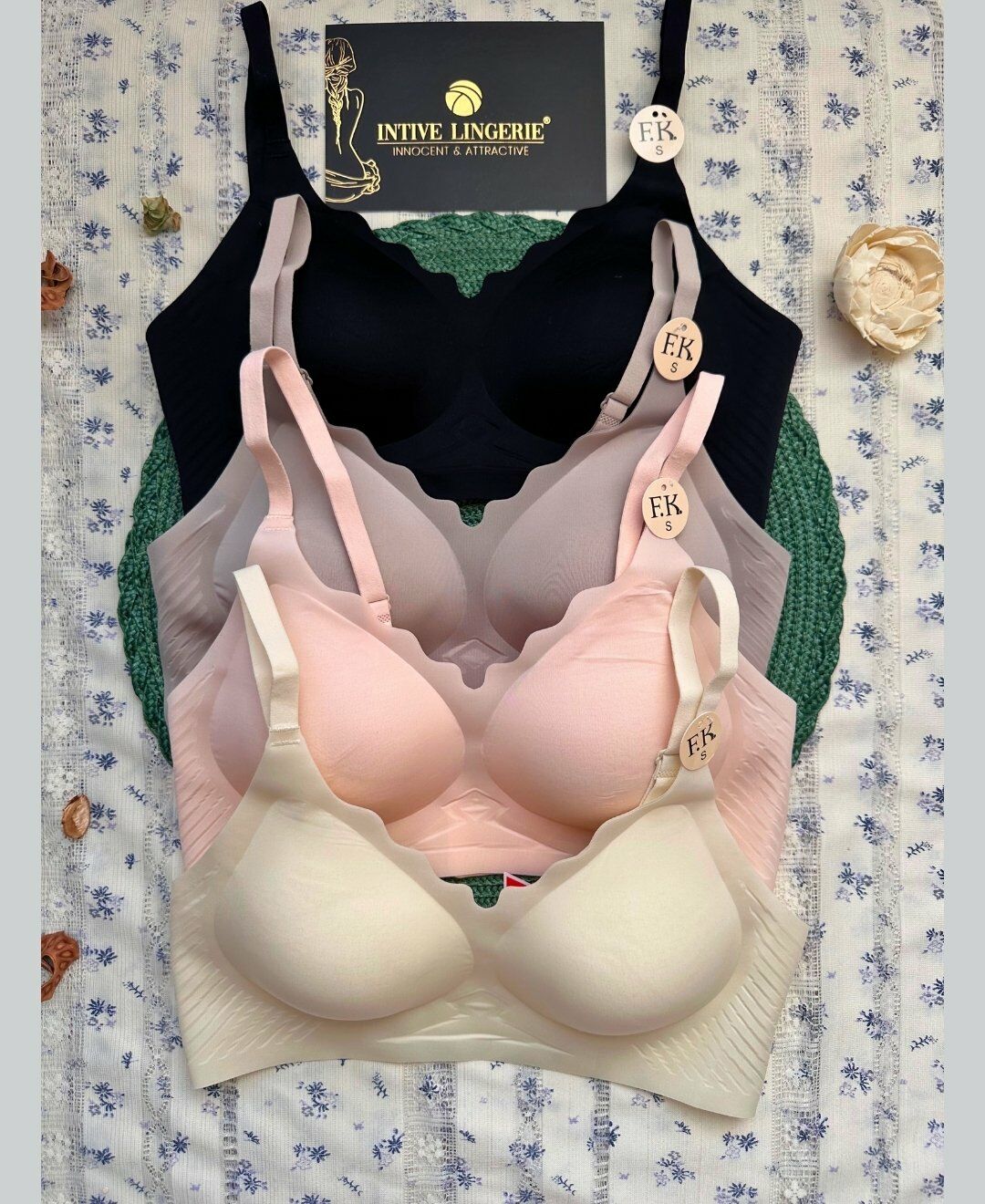 Layla İthal Buz İpek (İce-Silk) Ultra İnce Rahat Nefes Alır Görünmez Lazer Dikişsiz Sütyen Siyah - L