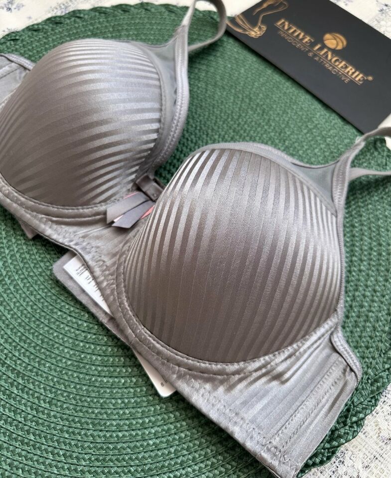 Evelyn Parlak Saten Çizgi Detaylı C cup Balenli Desteksiz Önü Tül Detaylı Şık Sütyen Gri - 90C