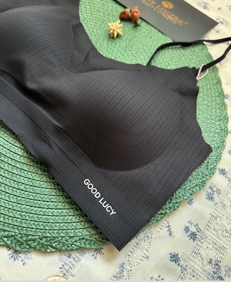 Valentina Fitilli İnce Askılı Hafif Destekli Kopçasız Dikişsiz Lazer Kesim Bralet/Sütyen/Büstiyer Siyah - M/L