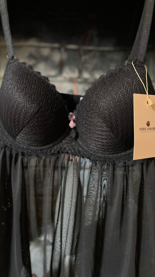 Kadın Siyah Tül Detaylı Balenli Dantel Detaylı Arkası Açık Fantezi Babydoll/Gecelik-Lauren Siyah - 80B