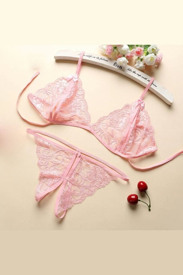 Kadın Pembe Dantelli Sütyen Külot Takımı Kadın Pembe Dantelli Sütyen Külot Takımı