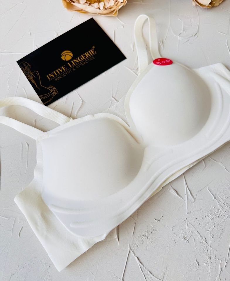 Olivia Balensiz Dikişsiz Lazer Kesim Hafif Destekli Önü Dantel Detaylı Yeni Nesil Sütyen (Intive Özel) Beyaz - 75B