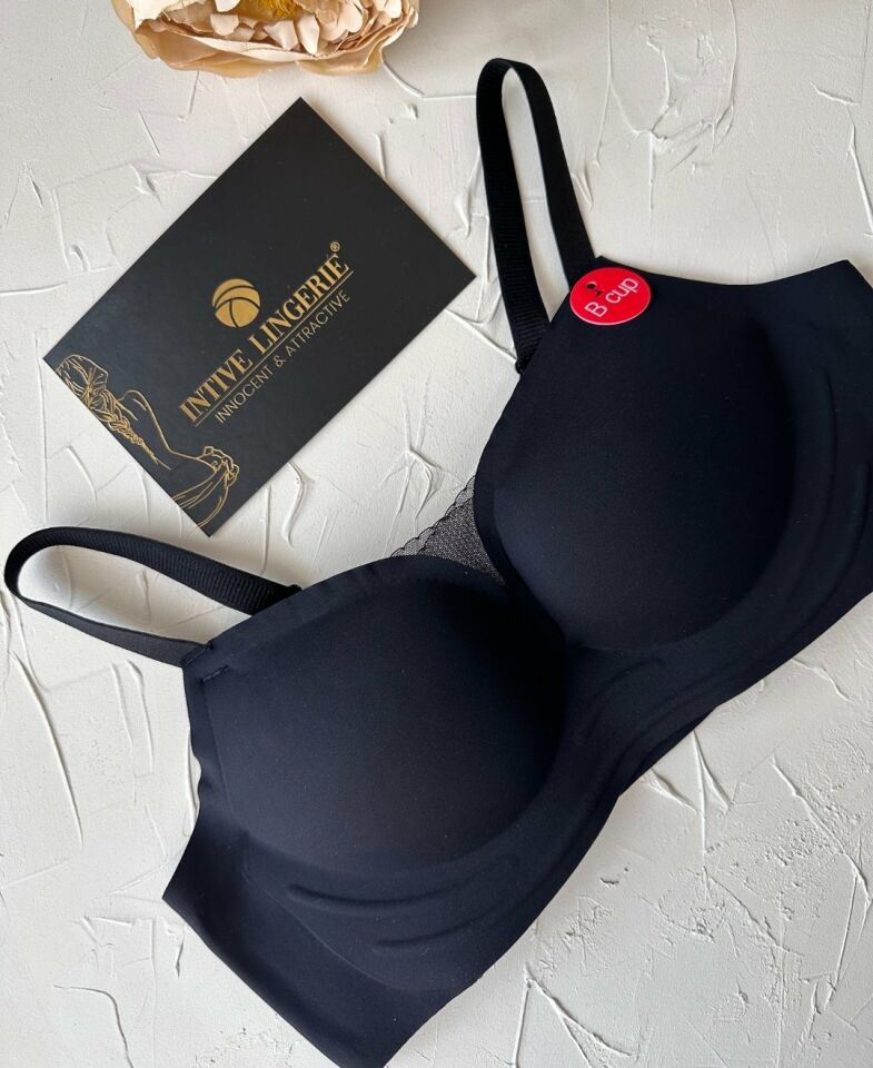 Olivia Balensiz Dikişsiz Lazer Kesim Hafif Destekli Önü Dantel Detaylı Yeni Nesil Sütyen (Intive Özel) Siyah - 75B