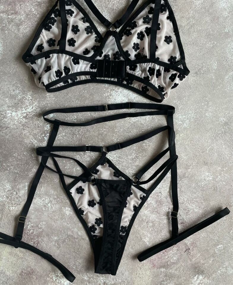 Kadın Çiçek Desenli Siyah Beyaz Tasarım Jartiyer Takım S/M