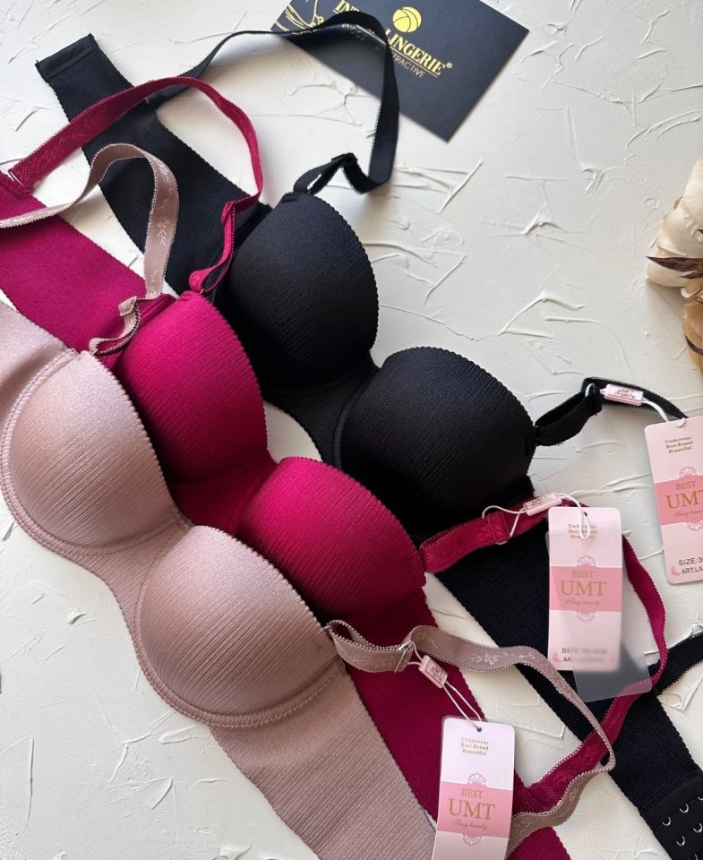 Samanta Balenli Desteksiz Lazer Kesim Parlak Kumaşlı İthal Sütyen -42 Siyah - 90B