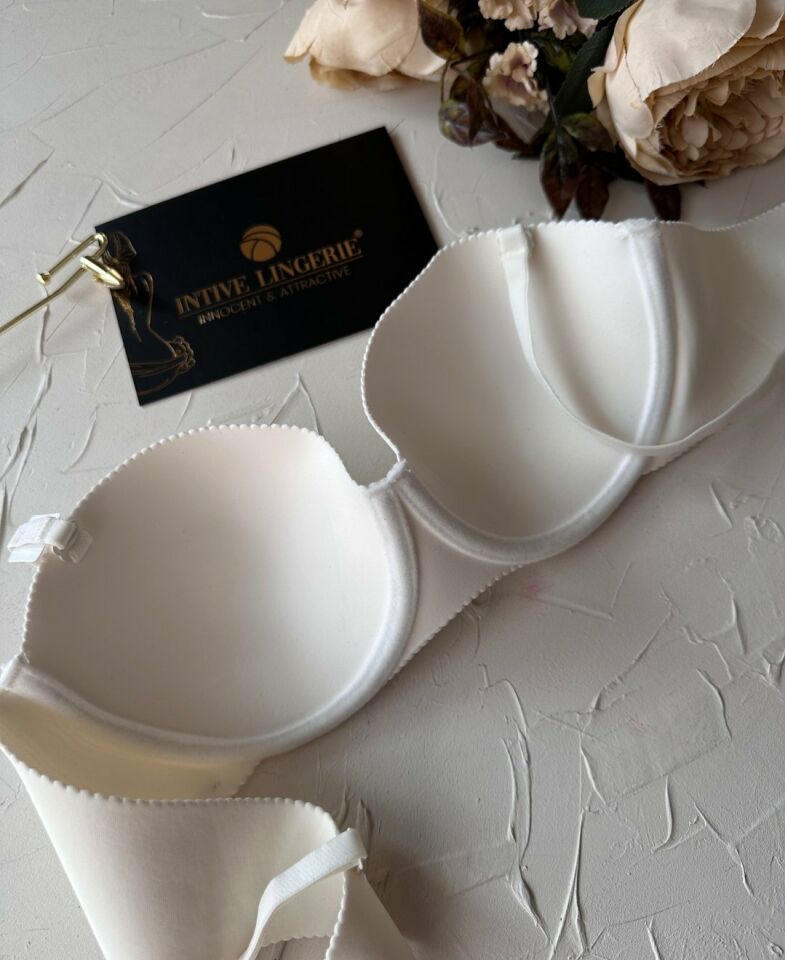 Billie İthal Lazer Kesim İz Belli Etmeyen Balenli Desteksiz Kaliteli Sütyen- FK382 Beyaz - 80B