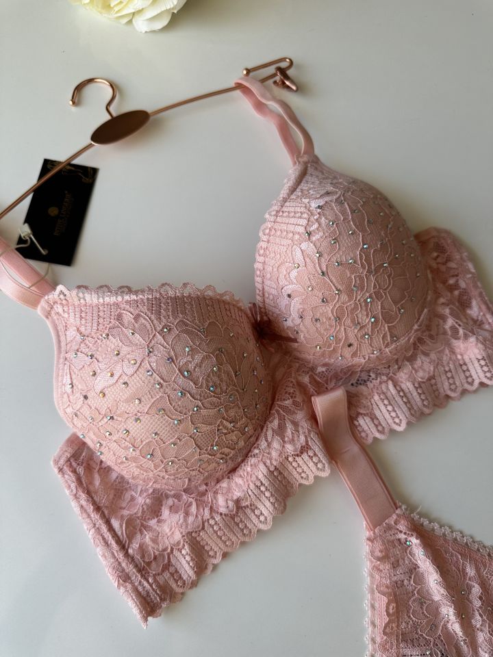 Serpme Parlak Taş Detaylı Yumuşak Dantel Push-up Sütyen Takım Pembe - 85B