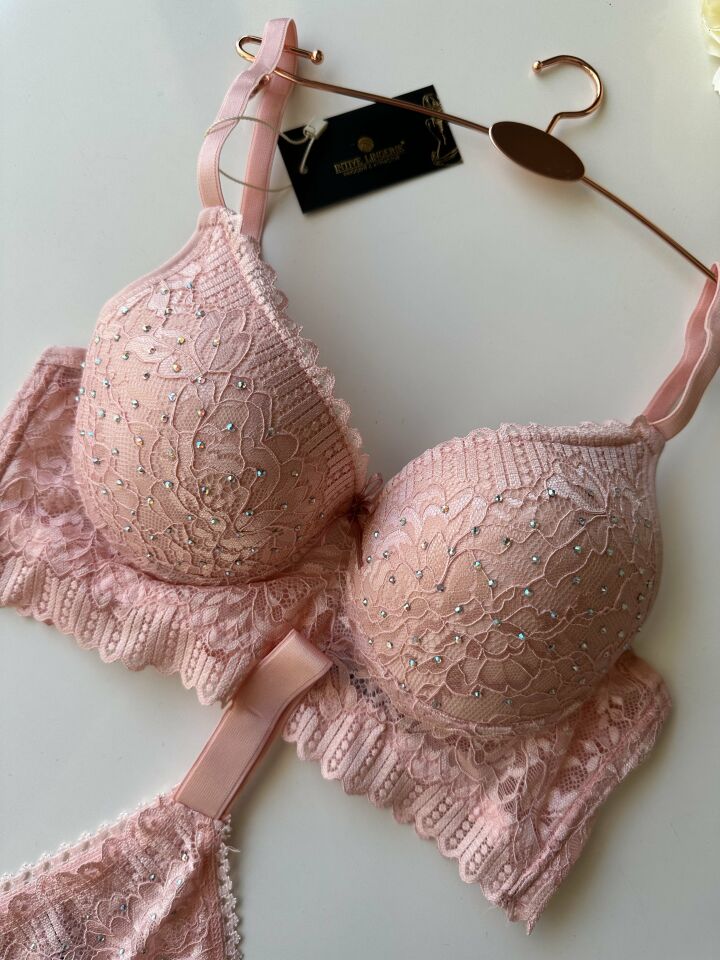 Serpme Parlak Taş Detaylı Yumuşak Dantel Push-up Sütyen Takım Pembe - 85B