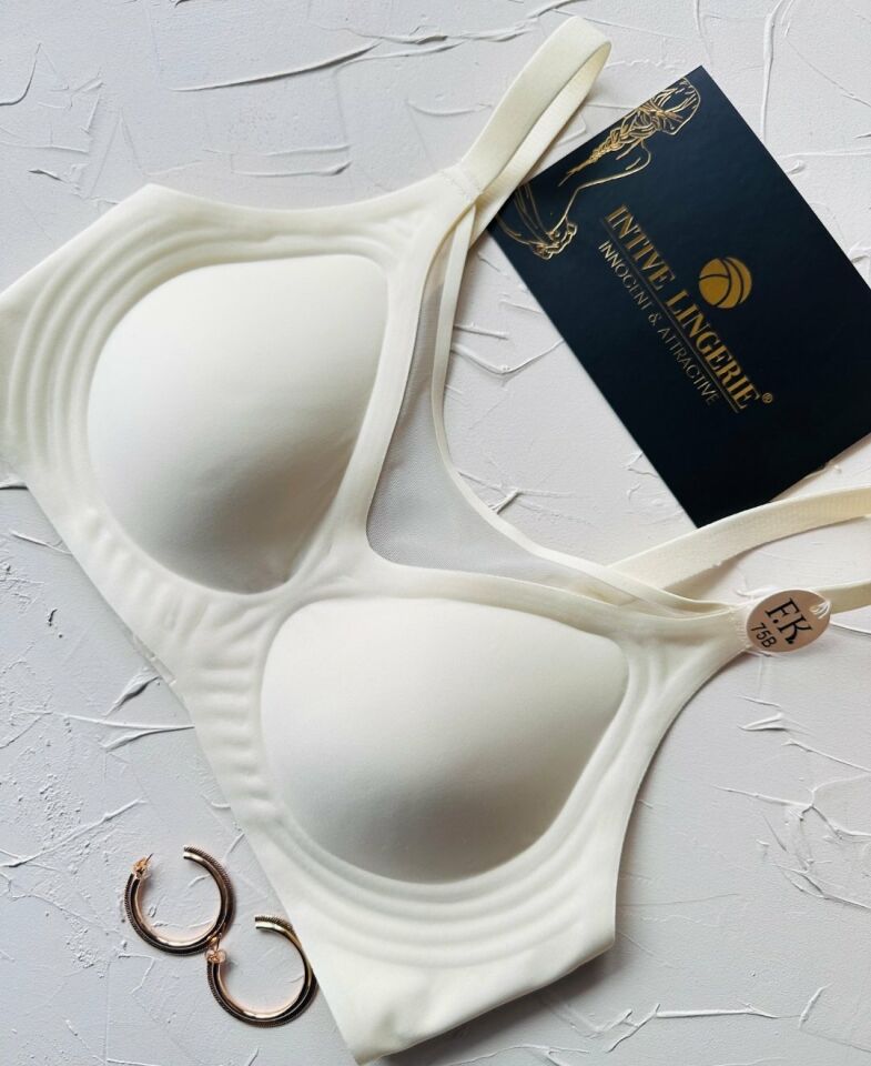 Audrey Önü Esnek File Detaylı Hafif Destekli Balensiz Dikişsiz İz Belli Etmez Kopçalı Sütyen Ekru - 80B