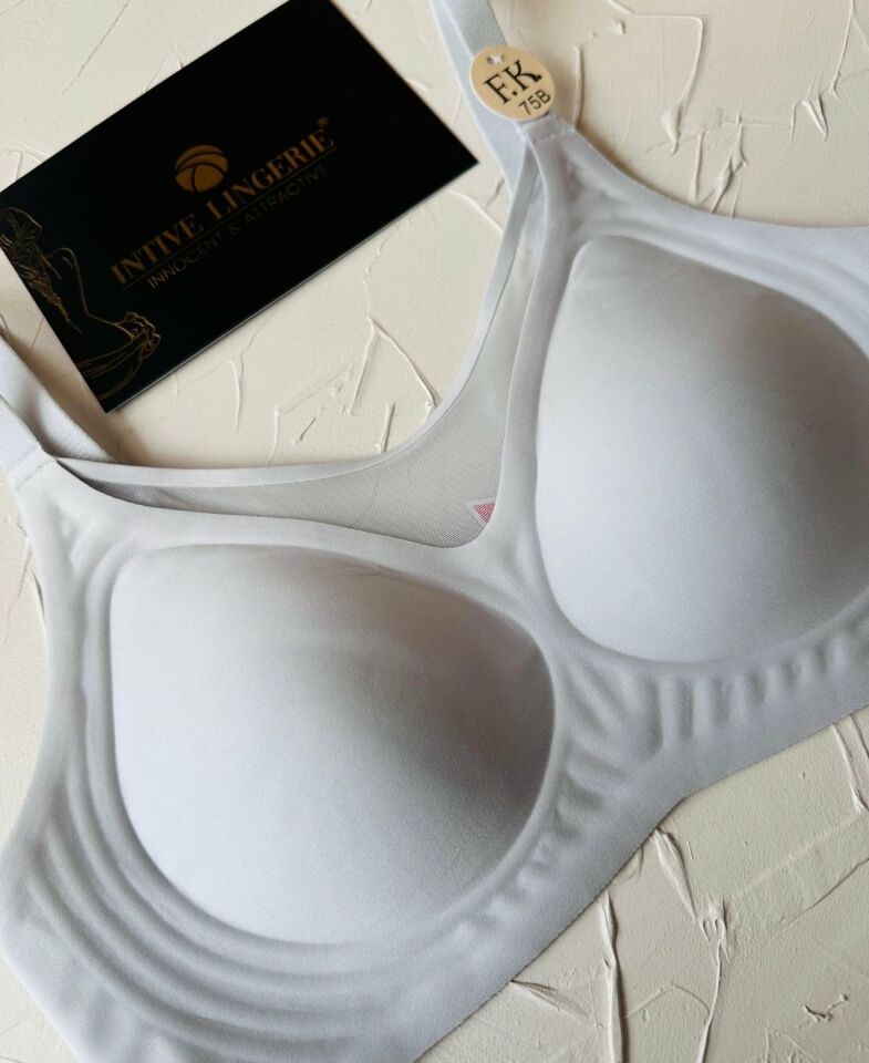 Audrey Önü Esnek File Detaylı Hafif Destekli Balensiz Dikişsiz İz Belli Etmez Kopçalı Sütyen Gri - 90B