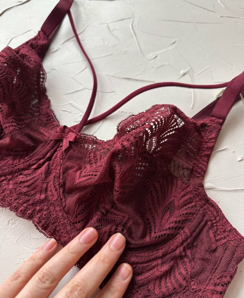 Tyla Dantelli C Cup Önü Şeritli Günlük Kullanım Balenli Şık Toparlayıcı Sütyen Bordo - 85C