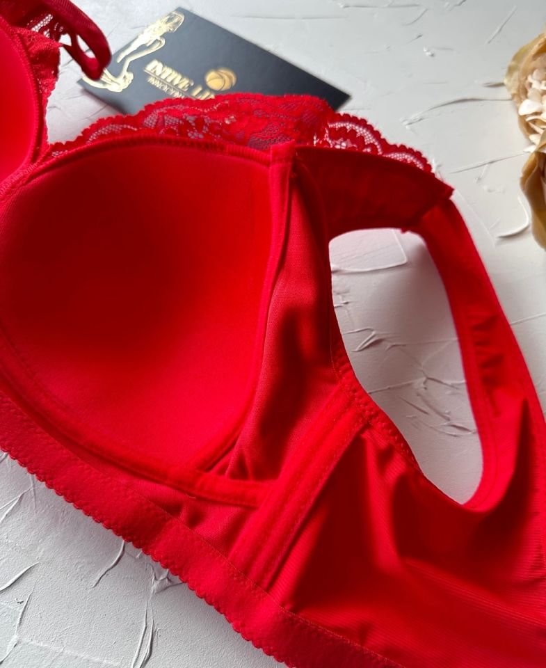 Harper Balensiz Desteksiz V Yaka Kesim Kaplı Dantelli Ultra Kaliteli Rahat C Cup Sütyen Kırmızı - 90C