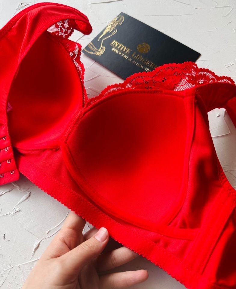 Harper Balensiz Desteksiz V Yaka Kesim Kaplı Dantelli Ultra Kaliteli Rahat C Cup Sütyen Kırmızı - 95C