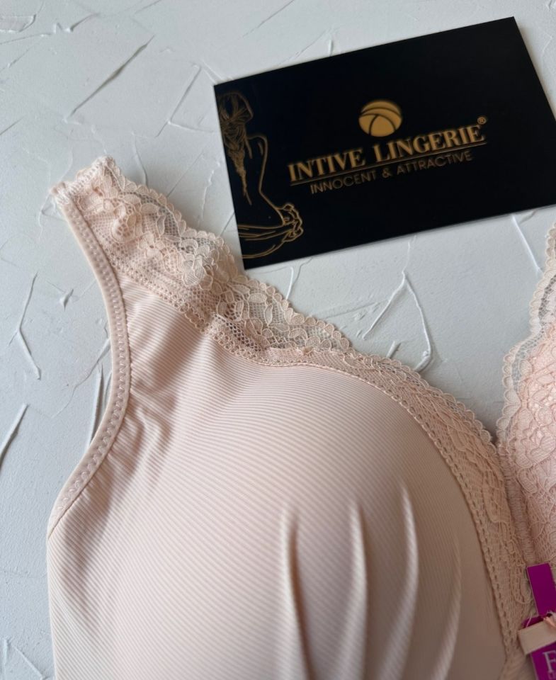 Harper Balensiz Desteksiz V Yaka Kesim Kaplı Dantelli Ultra Kaliteli Rahat C Cup Sütyen Ten Rengi - 95C