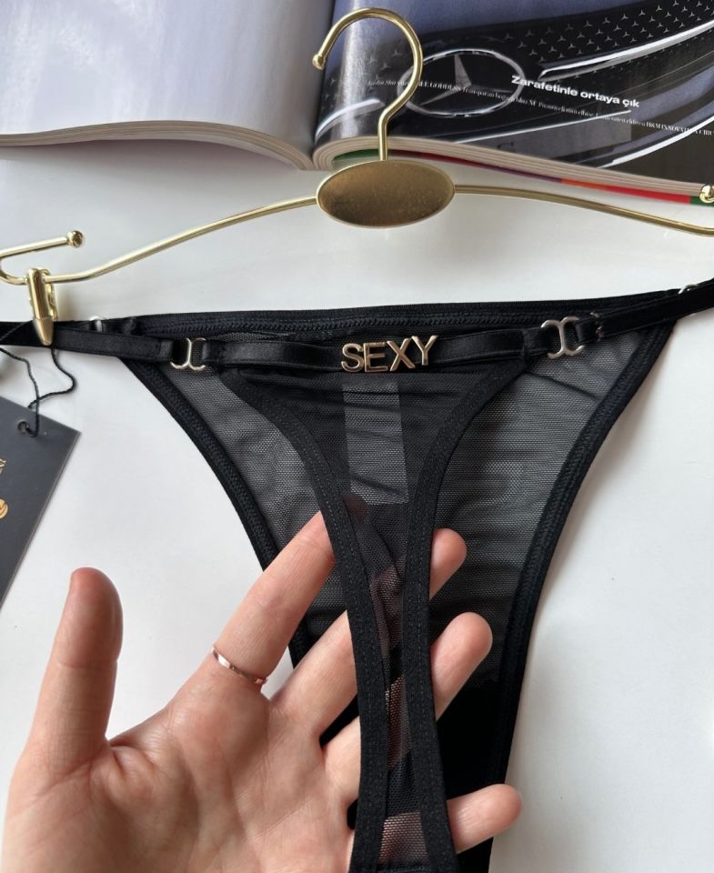 Valerie Siyah Arkası 'Sexy' Yazılı Ağı Pamuklu Fantezi Tül Tanga - Limited
