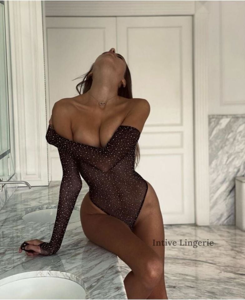 Emery Siyah Fileli Tanga Kesim Taşlı Bodysuit