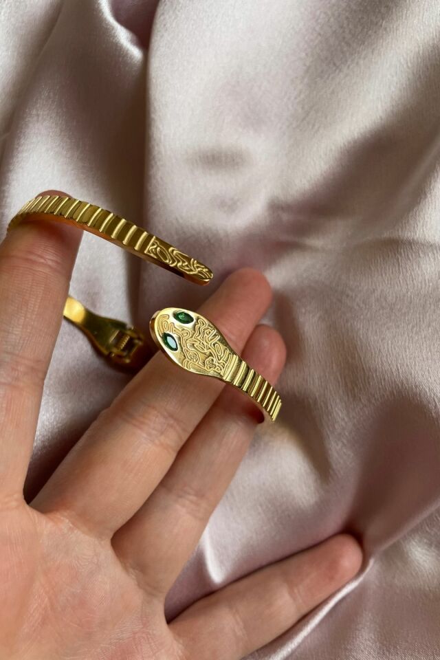 Kadın 316L Çelik Yeşil Taş Detaylı Yılan Başı Figürlü Kelepçe (Kararma-solma yapmaz)