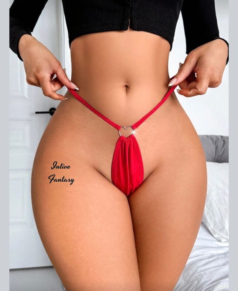Intive Fantasy Önü Kalp Aksesuarlı Özel Bölgesi Dekolteli Yanları İnce Arkası String Kesim Külot Intive Fantasy Önü Kalp Aksesuarlı Özel Bölgesi Dekolteli Yanları İnce Arkası String Kesim Külot