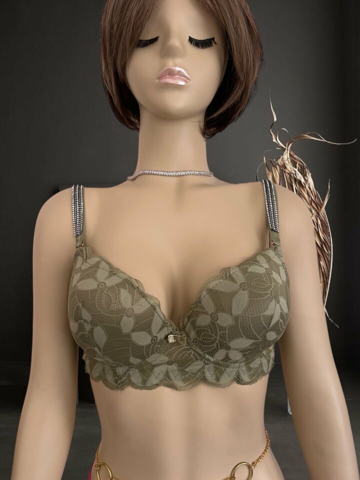 Jasmine Askıları Parlak Taşlı Hafif Destekli Dantelli Soft Cup İthal Sütyen (B-C Cup) Yeşil - 90