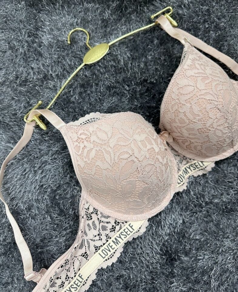 -Love myself- Yazılı Balenli Dantelli Desteksiz B-C Cup Uyumlu Sütyen (Gri,Siyah,Pudra) Pudra  - 75