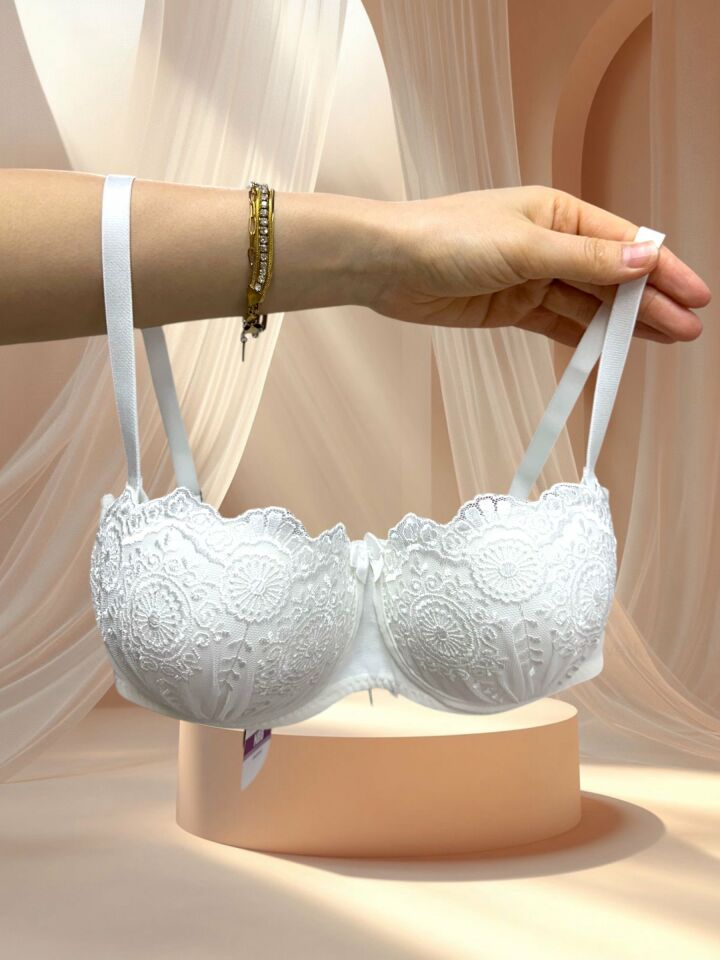 NBB Beyaz Dantelli Straplez Kesim Push-up Tangası Şerit Detaylı Sütyen Takım Beyaz - 90B