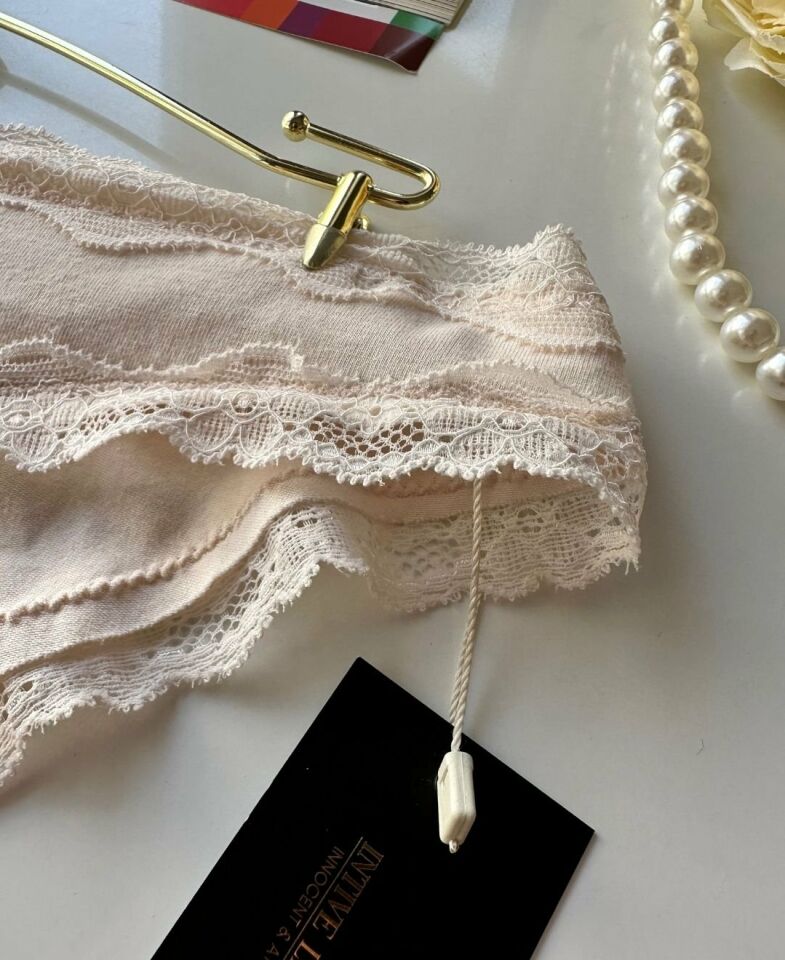 Arlet Kadın Pamuklu Rahat Günlük Kullanım Dantelli Slip/Külot (Lila-Gül Kurusu- Krem) Krem - S