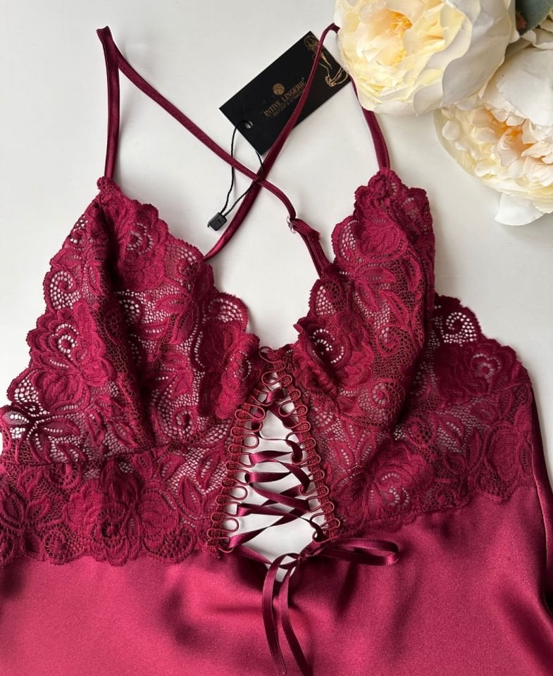 Bordo Önden Bağlamalı Dantel Detaylı Saten Şort Büstiyer Takım - 4017