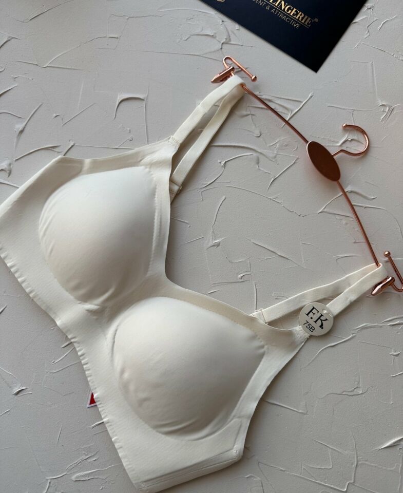 Carma İthal Balensiz Dikişsiz İce-Silk Yarı Push-up İnce Askılı Sütyen Ekru - S