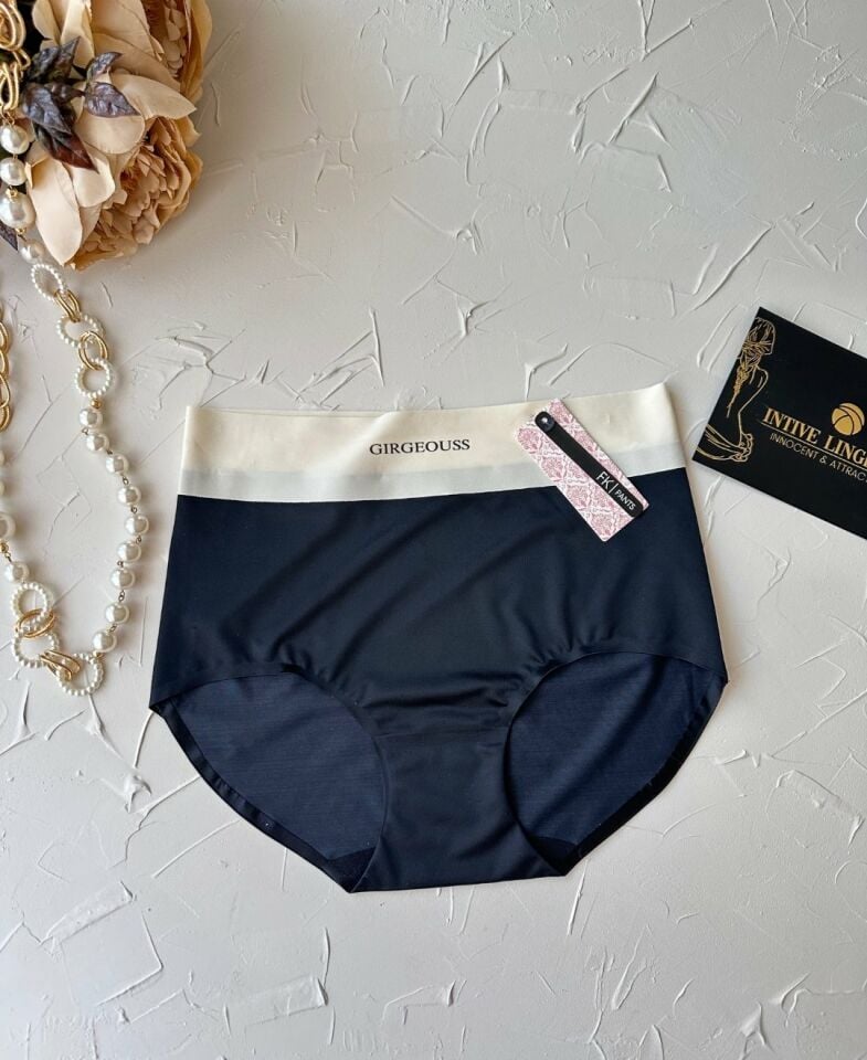 Alina Dikişsiz İz Yapmaz Yüksek Bel Üstün Kalite Beli Yazılı Hafif Slip Siyah - L