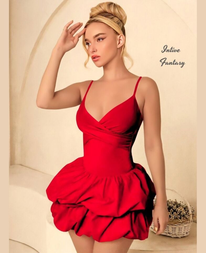 Intive Eteği Kabartmalı Balon Kesim İnce Askılı V Yaka Mini Gecelik/Elbise Intive Eteği Kabartmalı Balon Kesim İnce Askılı V Yaka Mini Gecelik/Elbise